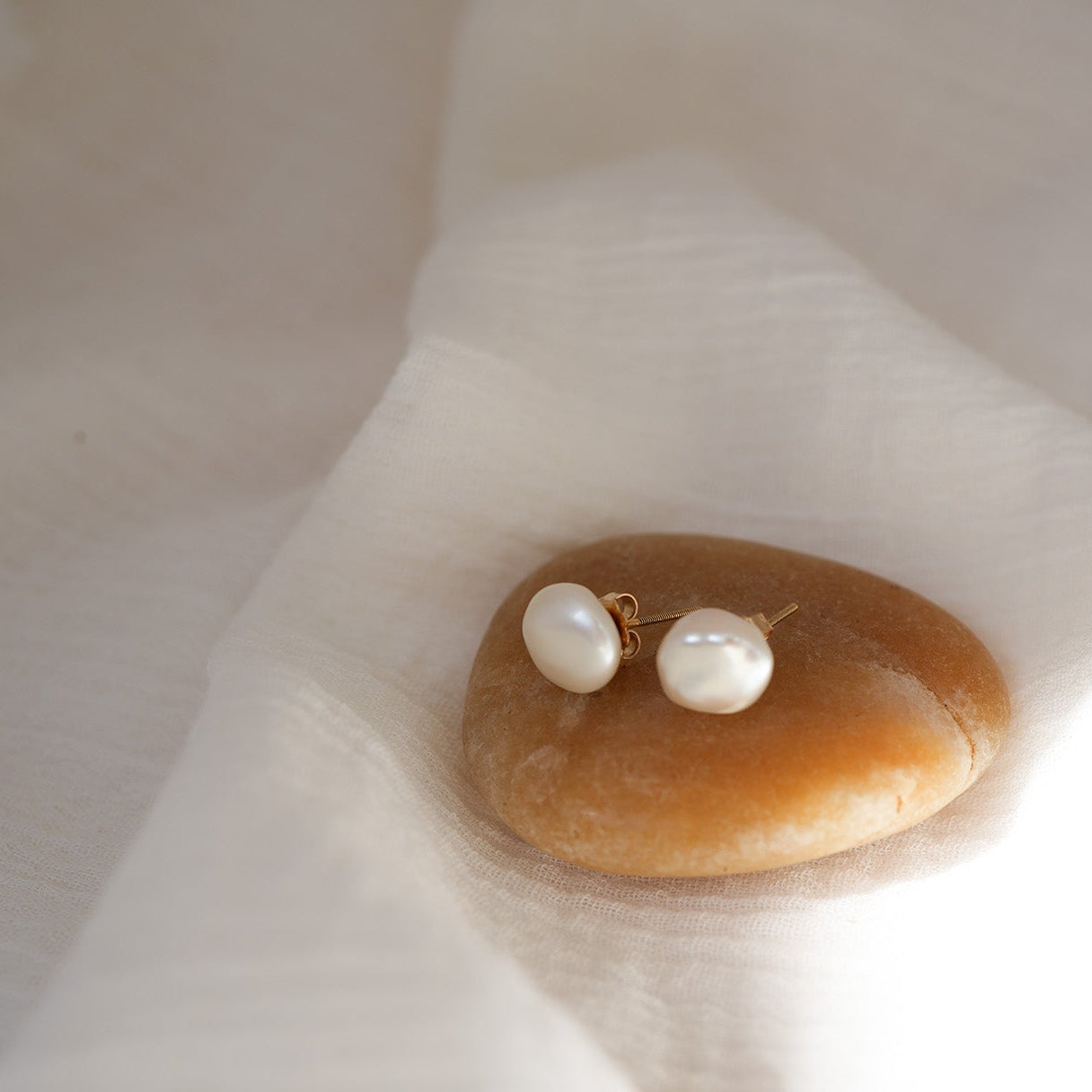 14K WHITE SOUTH SEA KESHI STUDS